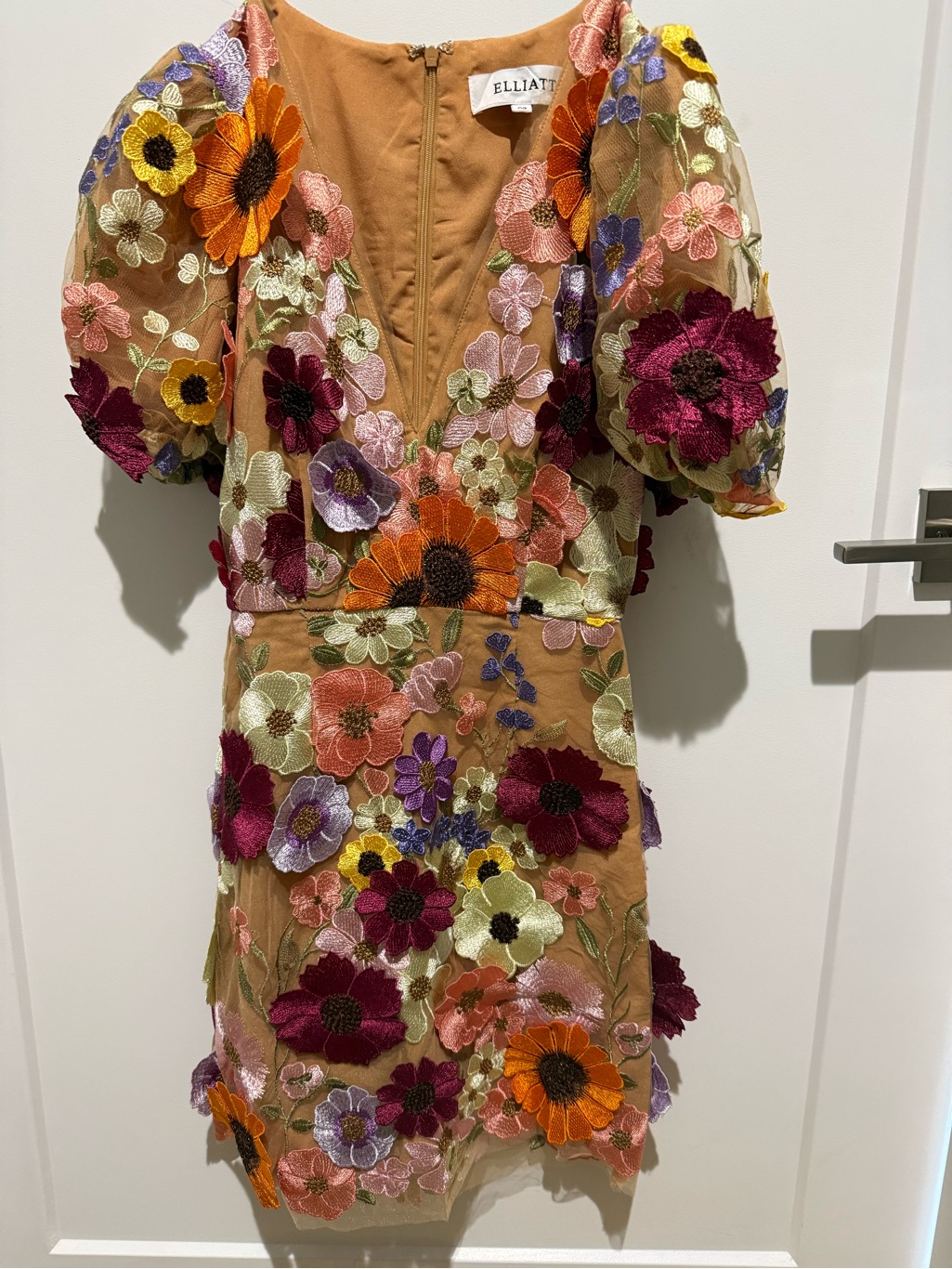 Elliatt Floral Embroidered Puff Sleeve Mini Dress W Multicolor Flowers Xs